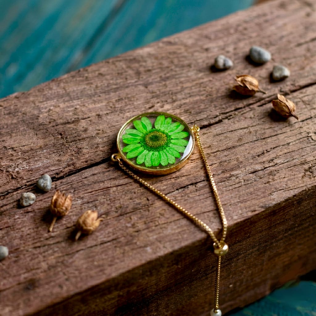 Emerald Daisy Bracelet