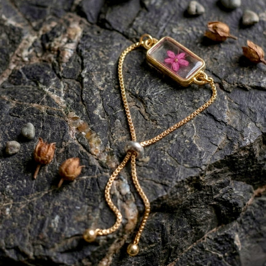Petal Bar Bracelet