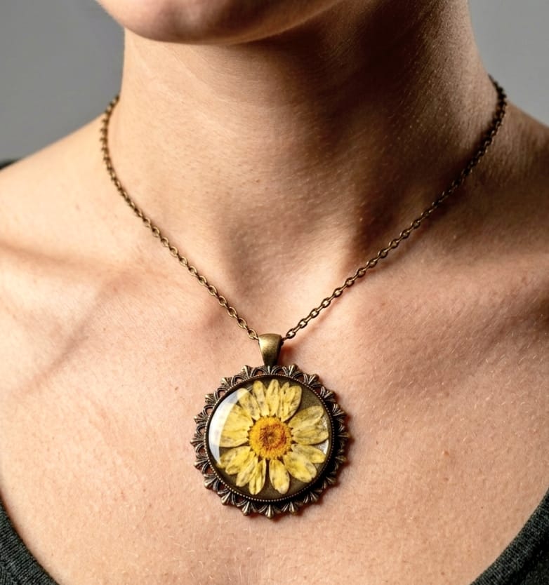 Timeless Heirloom Pendant