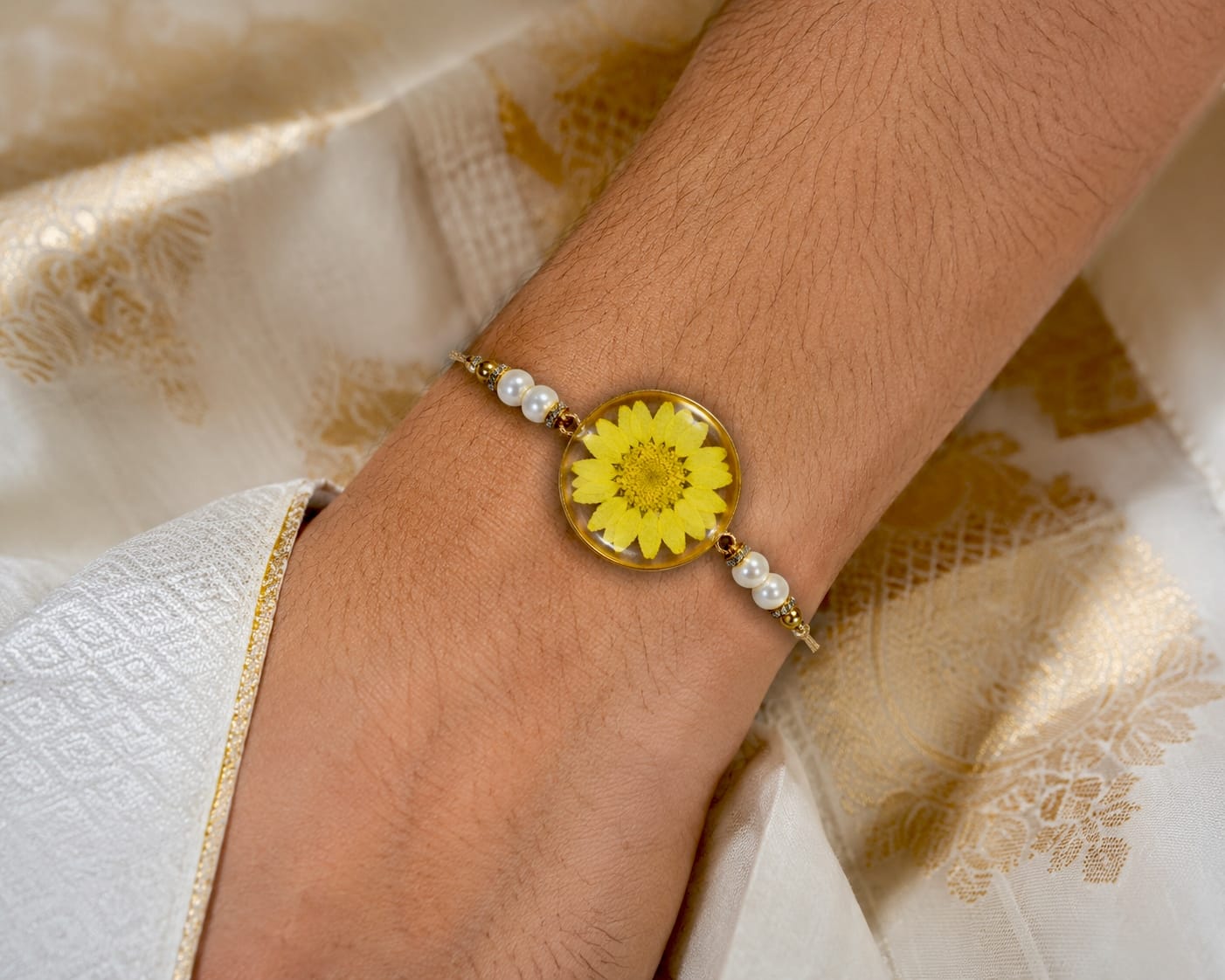 Surya Pushp Rakhi